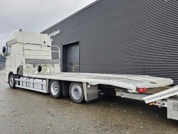 XF 530 6x2 + TRAILER / MACHINE TRANSPORT /